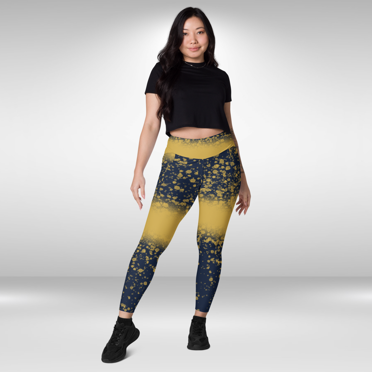 Women Gym Legging With Pockets - Abstract Gold Print